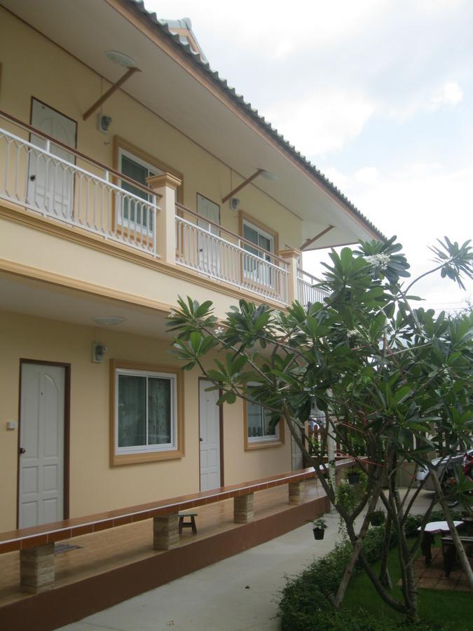 2N Guesthouse Phetchaburi Exterior foto