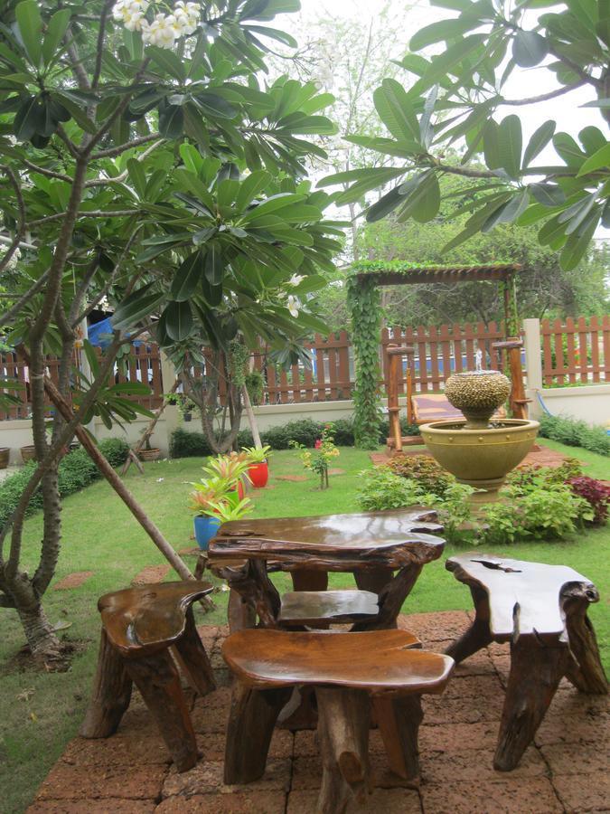 2N Guesthouse Phetchaburi Exterior foto