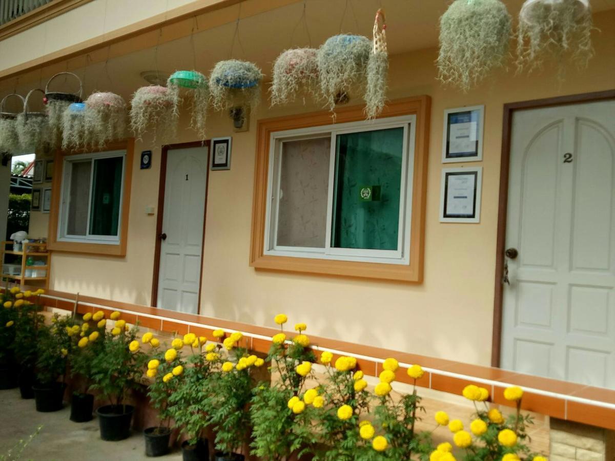 2N Guesthouse Phetchaburi Exterior foto
