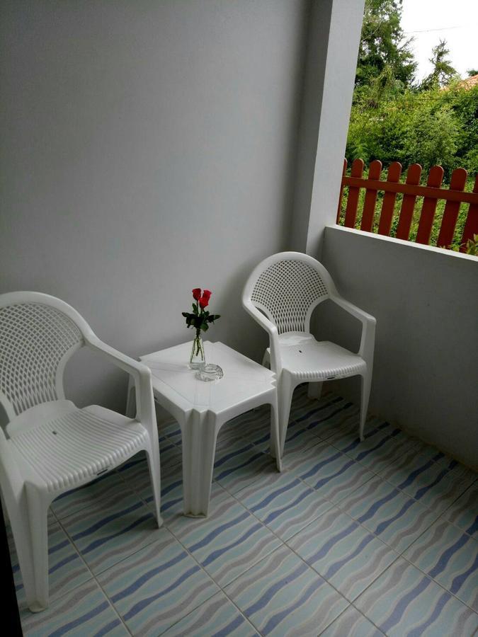 2N Guesthouse Phetchaburi Exterior foto