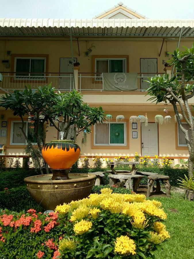 2N Guesthouse Phetchaburi Exterior foto